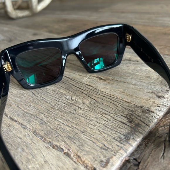 Gucci Black and Gold Sunglasses - Picture 7 of 10